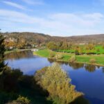 Riverside Blick vom Balkon auf Burg und Weserbogen